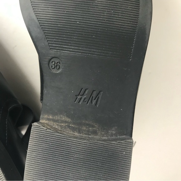 H&M Divided Faux Leather Black Cut-out Low Heel Moto Ankle Boot Size 5.5 - Picture 10 of 16